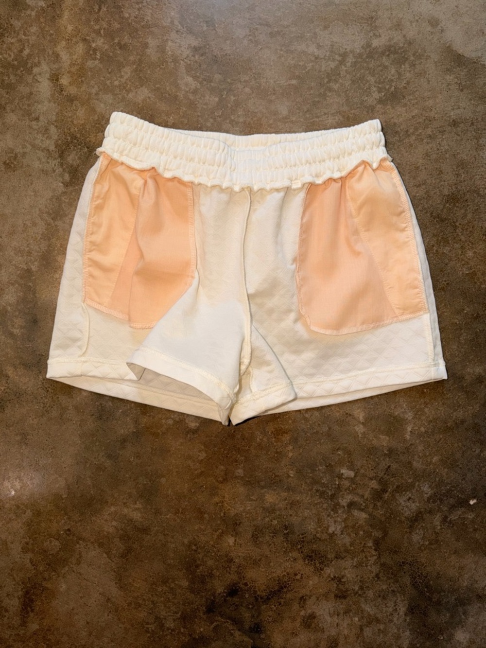 NWT Quilted Lounge Shorts Womens Cream Drawstring Textured Cozy Athleisure Small - Picture 7 of 10